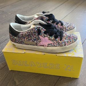 EUC KIDS Golden Goose Glitter Superstar size 33
